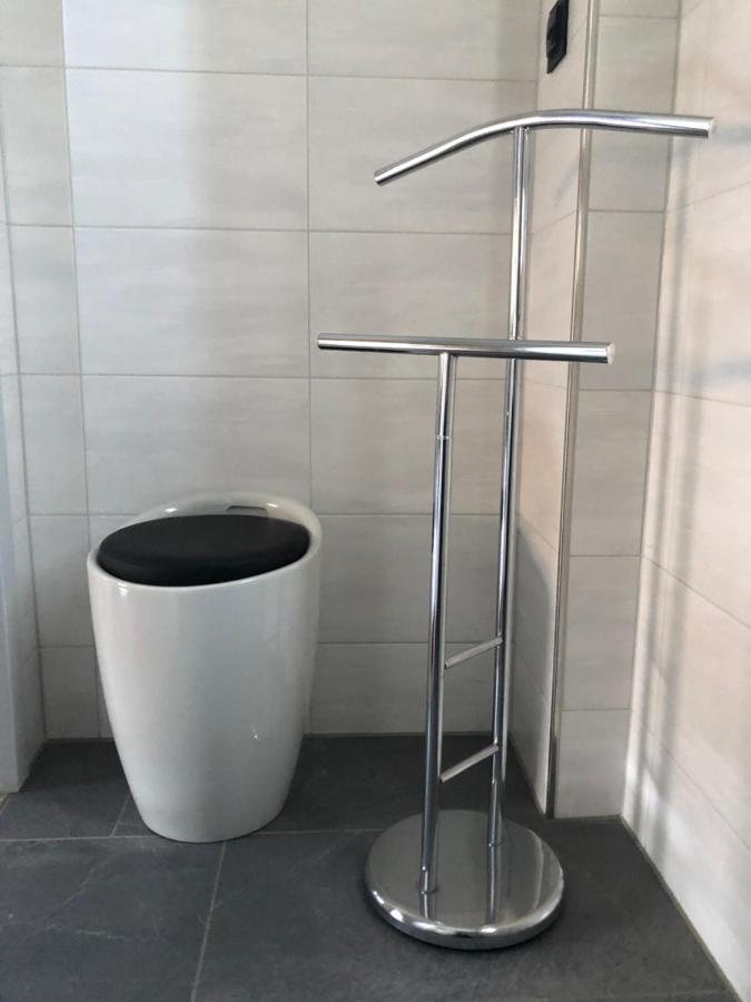 Body Kult Loft - Modernes Appartement Mit 2 Separaten Schlafzimmern Zwickau Ngoại thất bức ảnh