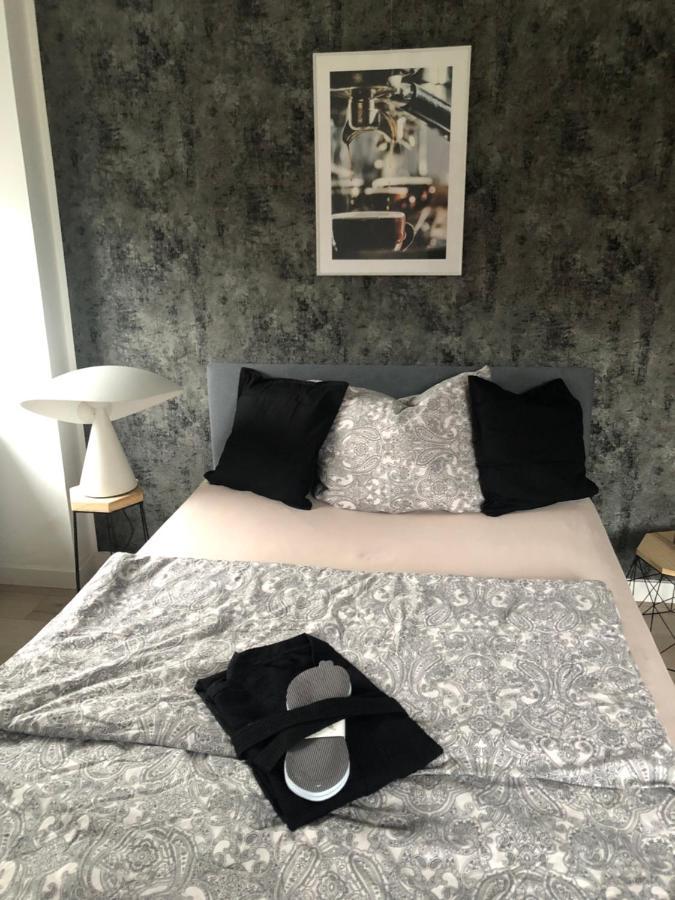 Body Kult Loft - Modernes Appartement Mit 2 Separaten Schlafzimmern Zwickau Ngoại thất bức ảnh