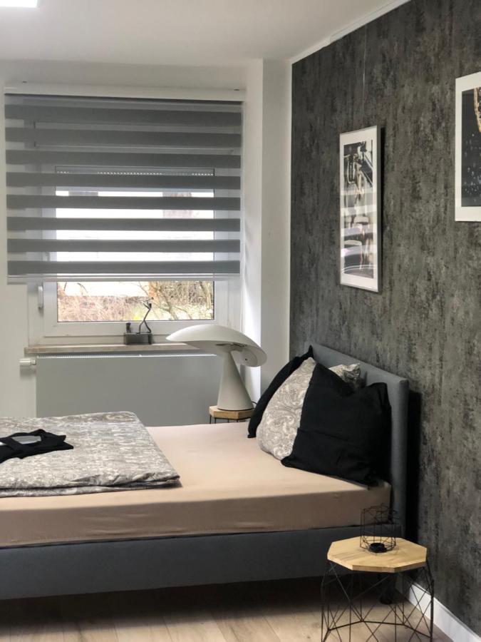 Body Kult Loft - Modernes Appartement Mit 2 Separaten Schlafzimmern Zwickau Ngoại thất bức ảnh
